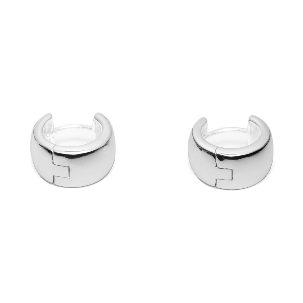 Essential Huggie Hoops