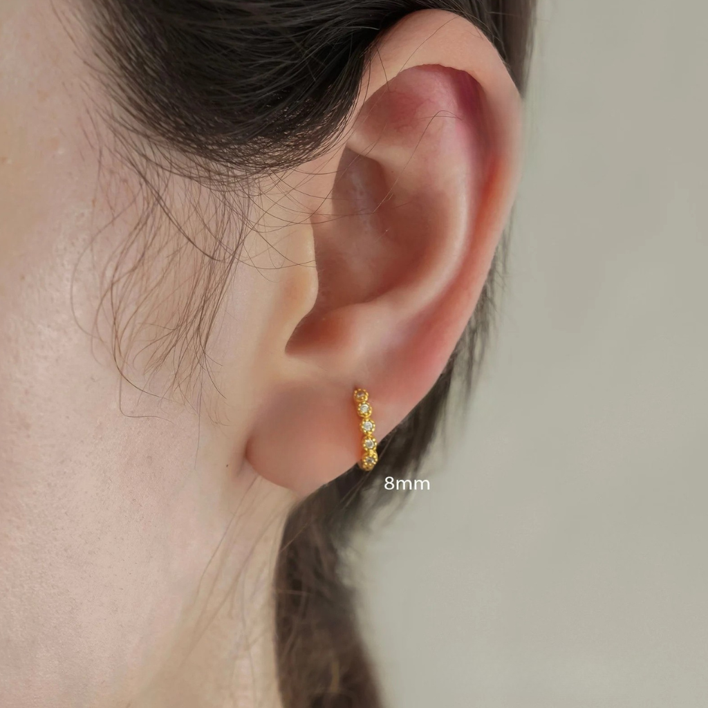 Main Character Single Earring - Daisy Hoop