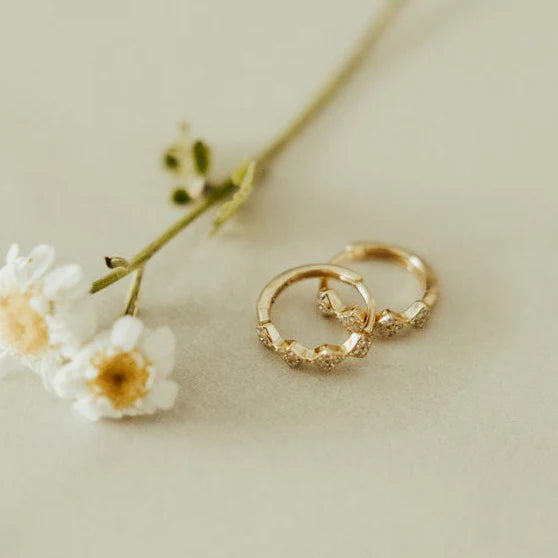 Main Character Single Earring - Alice Hoop - Gold