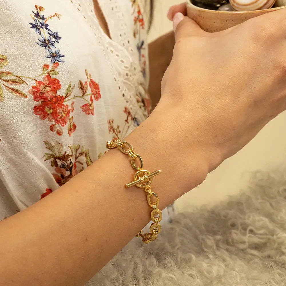 Chunky Link Chain Bracelet with Toggle Clasp