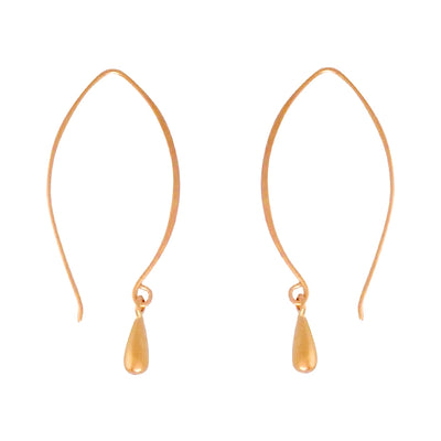 Isis earrings are a Bronwen Jewelry favorite. Long or short, silver or gold, they are everyday active-chic 